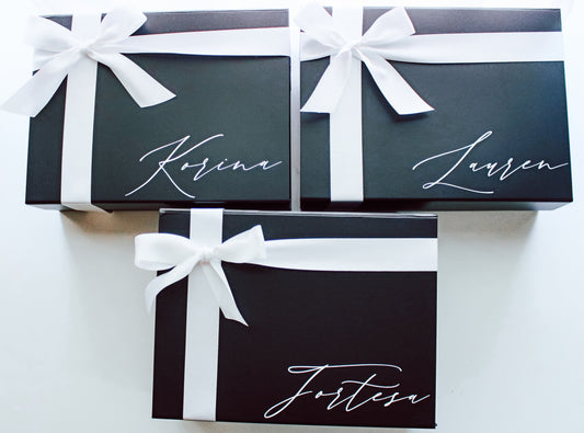 BLACK MAGNETIC GIFT BOX WITH RIBBON